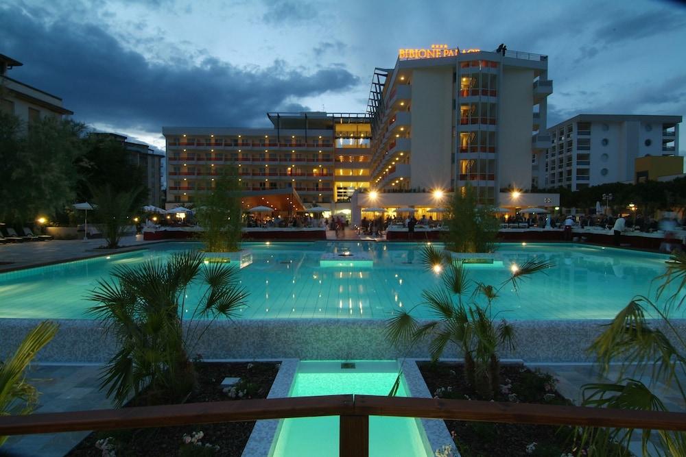 Bibione Palace Hotel Eksteriør billede